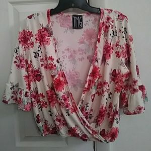 Lowcut Floral Blouse